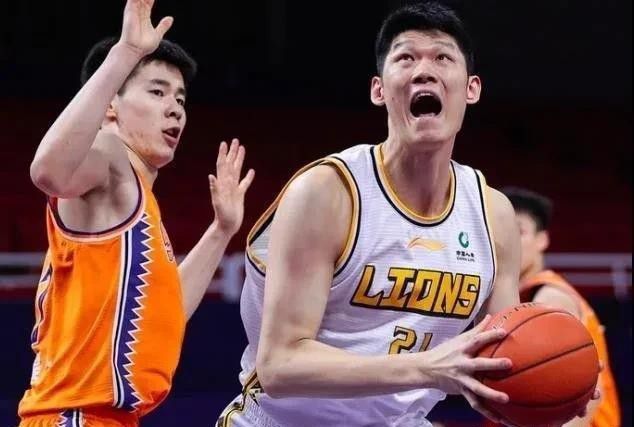此后巴黎“口头”同意了巴西豪门对莫斯卡多的要价，最终双方达成了协议。